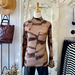 Allison Wonderland // Rebecca Turtleneck Mocha Abstract