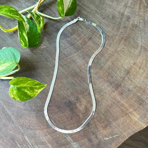 Bamiyan // Sterling Silver Figaro 4.3 mm Chain (Various Lengths)