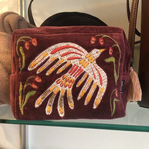 DANICA // EMBROIDERED POUCH PLUME