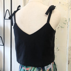 Annie 50 // Soleil Top Black